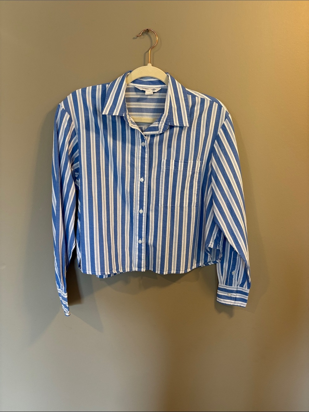 Old Navy Cropped Button Down